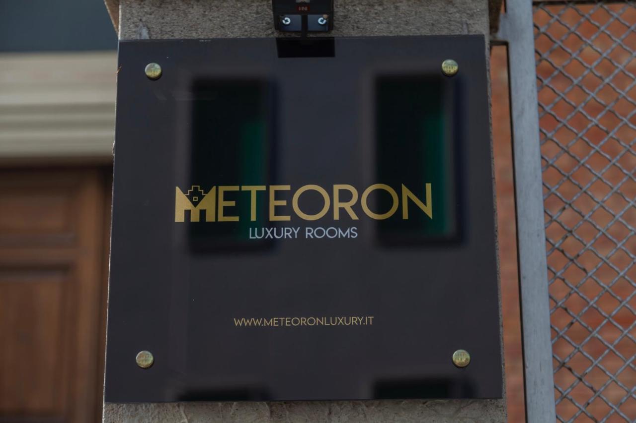 Meteoron Luxury Rooms Матера Экстерьер фото